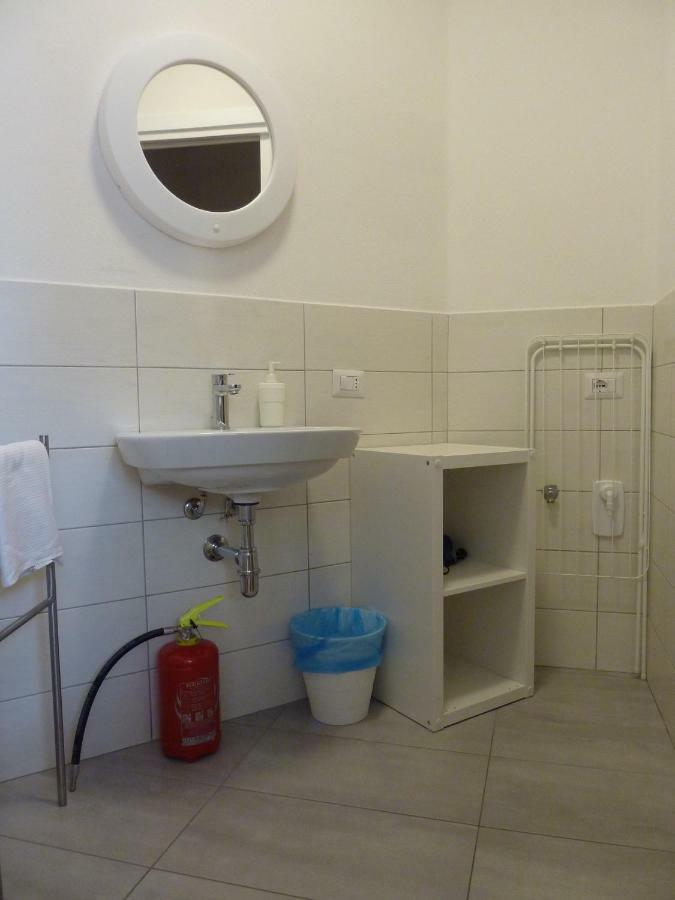 La Dolce Vita Studio With Free Private Parking Siena Luaran gambar