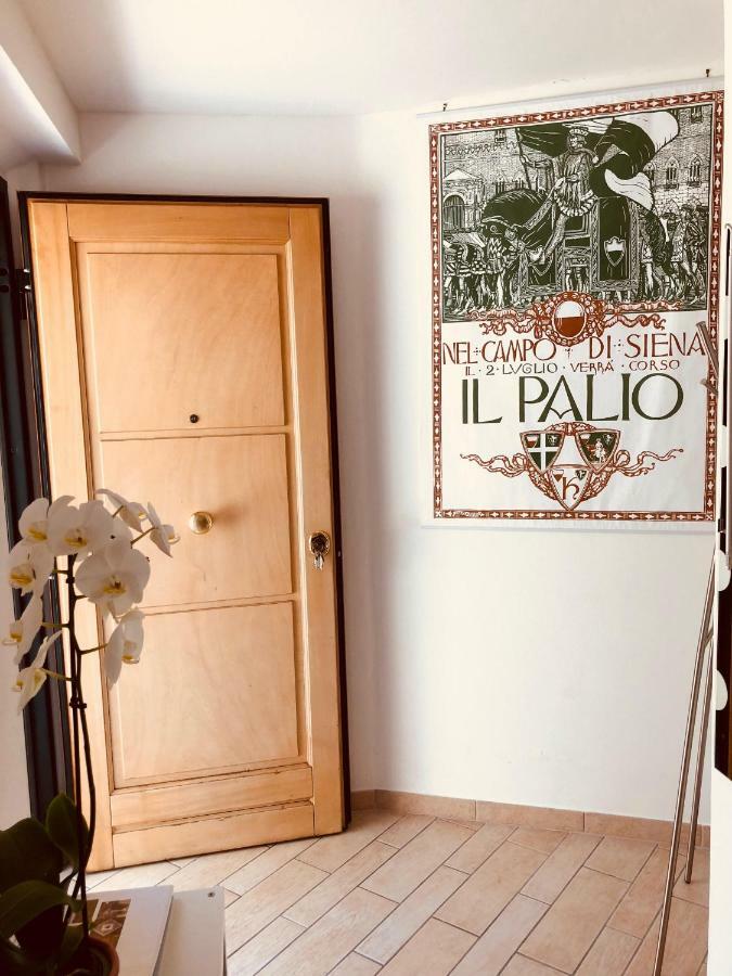 La Dolce Vita Studio With Free Private Parking Siena Luaran gambar